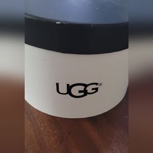 Ugg earmuffs NWT